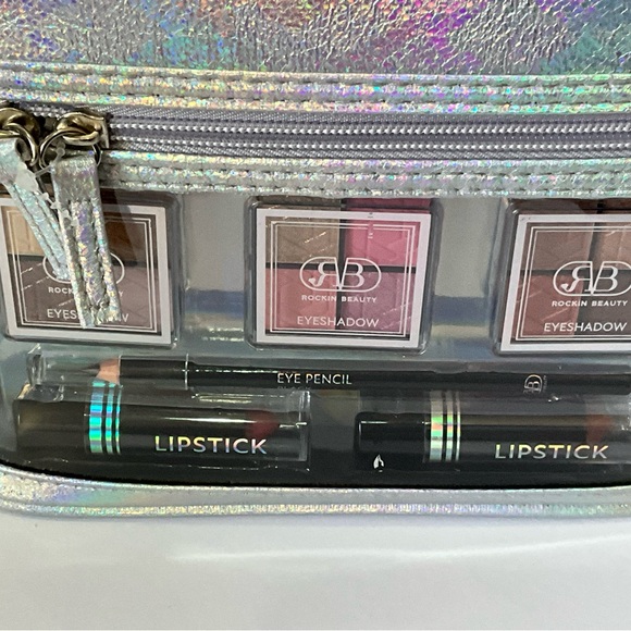 Rockin Beauty Box 24 pc  Professional Series Makeup Set - Picture 8 of 12